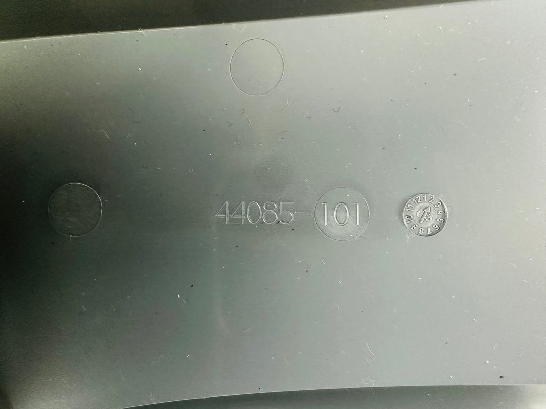 Precor M9.33i M9.35i C932i C936i Treadmill Left Plastic Endcap 44085-101 (EC100)