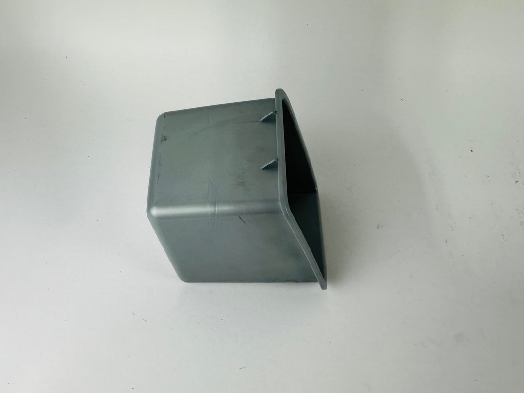 Life Fitness 95T Treadmill Right Cup Holder (EC135)