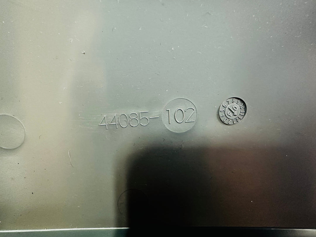 Precor M9.33i M9.35i C932i C936i Treadmill Right Plastic Endcap 44085-102 (EC99)