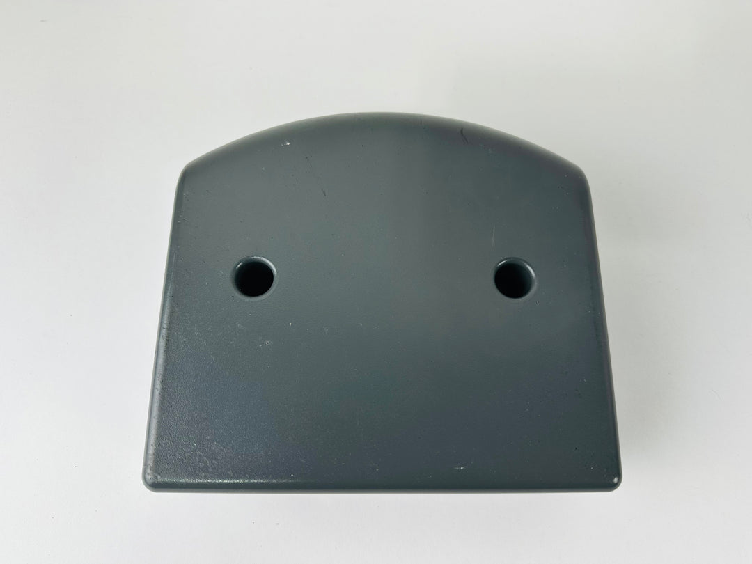 Life Fitness 95TE CLST Treadmill Front End Cap OK58-01267-0000 (EC147)